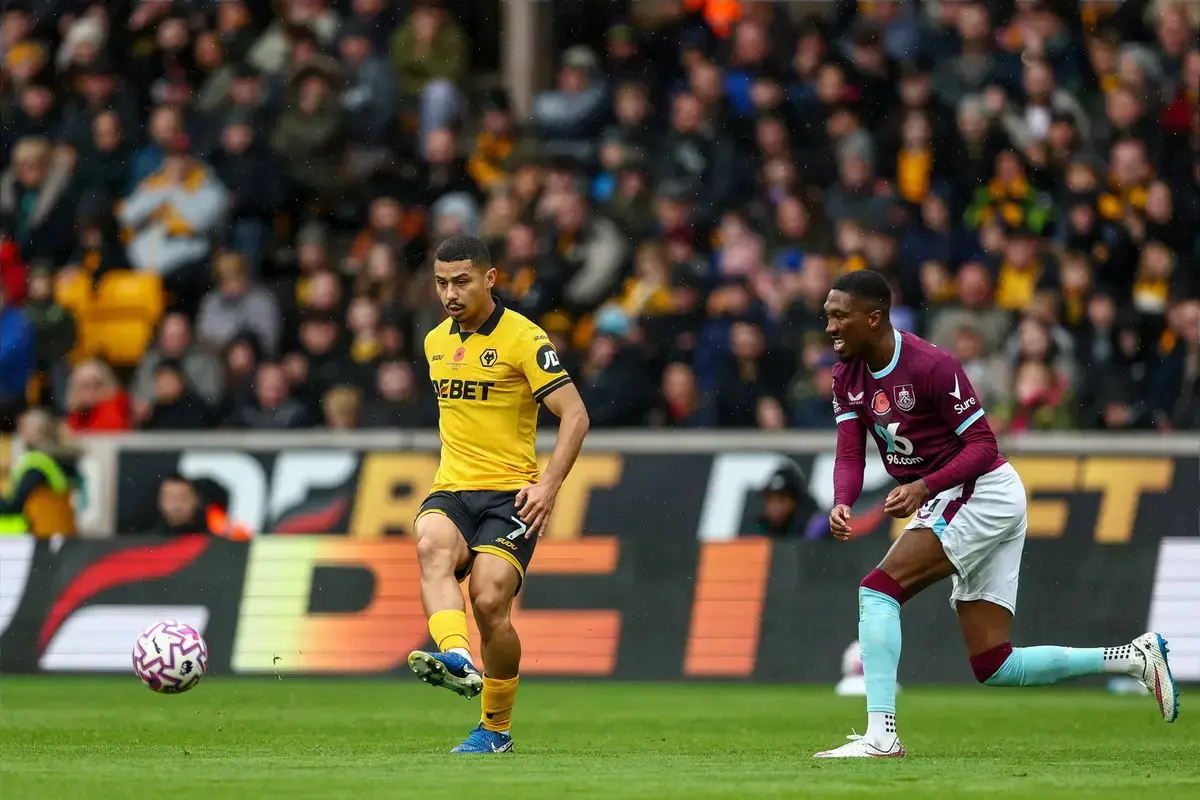 “Man Utd Weighing £35M Offer For Brazilian After ‘Endorsement’ From Casemiro”.